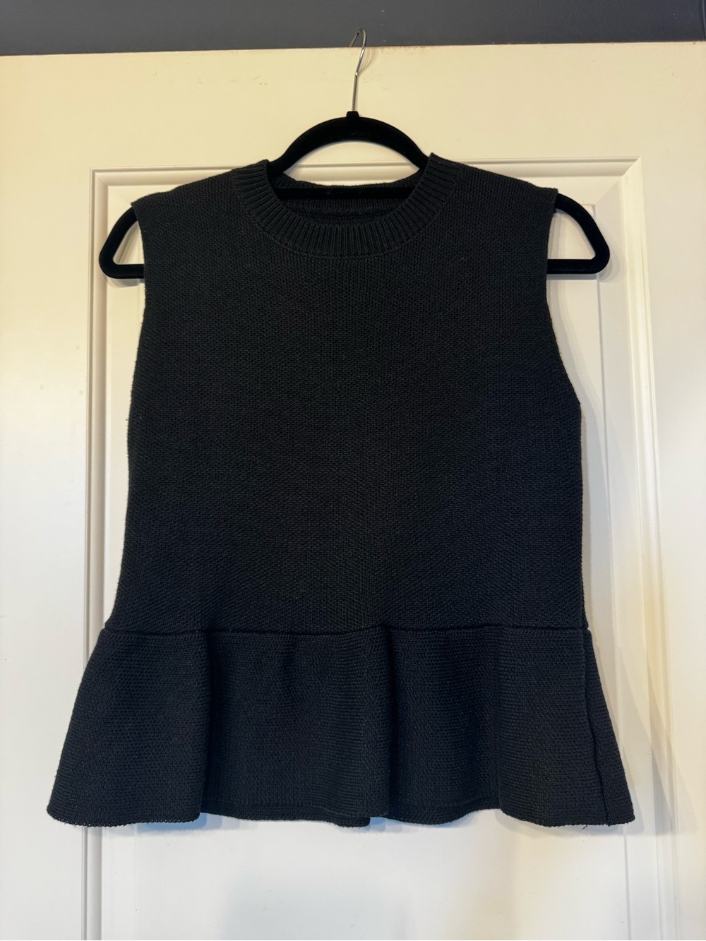 Commense Black Sleeveless Peplum Knit Tank